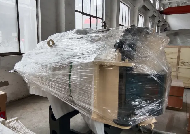 Reinforced external packaging of the furnace main unit illustrating the comprehensive coverage for abrasion prevention
